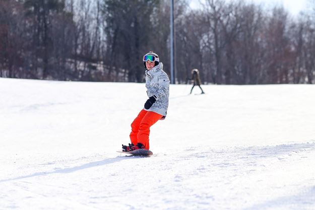 Picture of 8 Hour Off Peak Lift Ticket with Rental